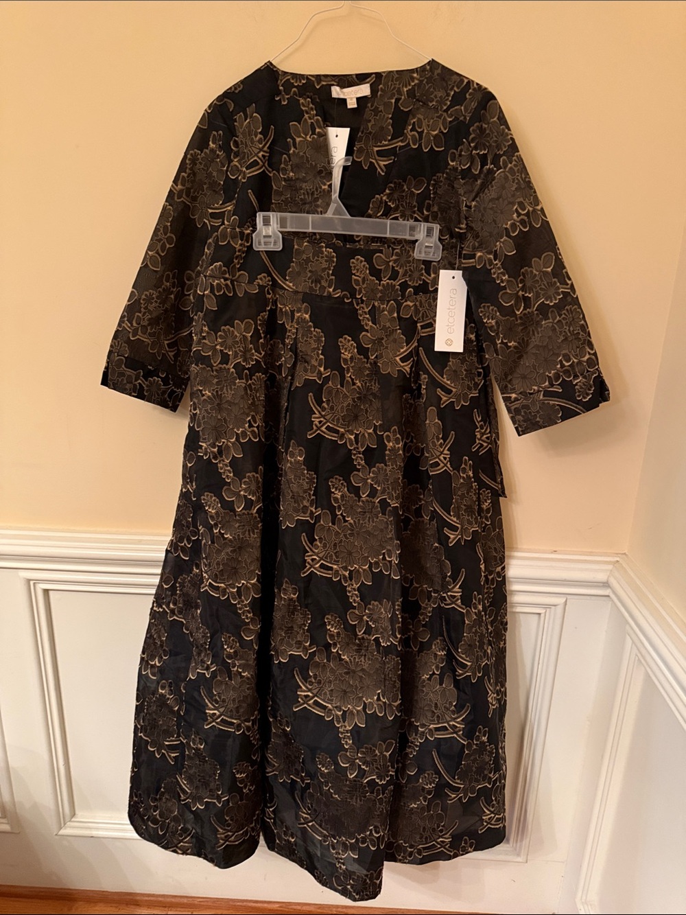 NWT Etcetera Black and Gold Floral Matching Skirt and‎ Top Set Size 6